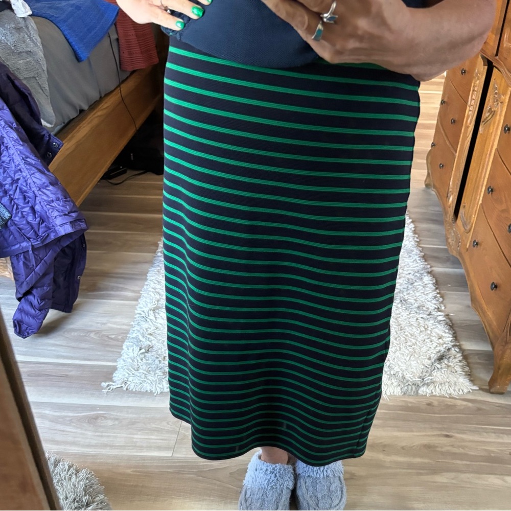Women's Loft Green and Navy Striped Stretch Midi Skirt Size Large